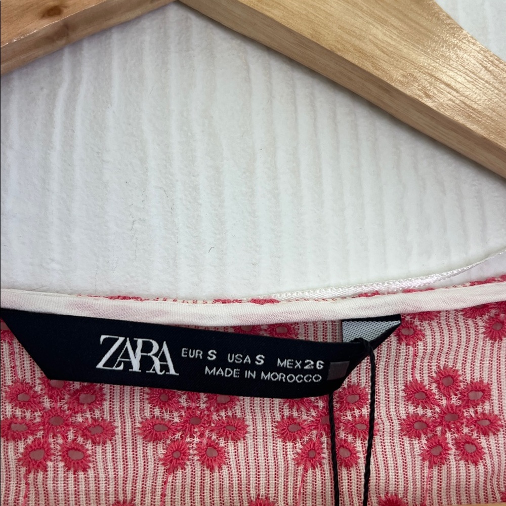 Zara - NWT Floral Print V Neck Smocked Waistband Quarter Sleeve Blouse Small - Picture 8 of 11